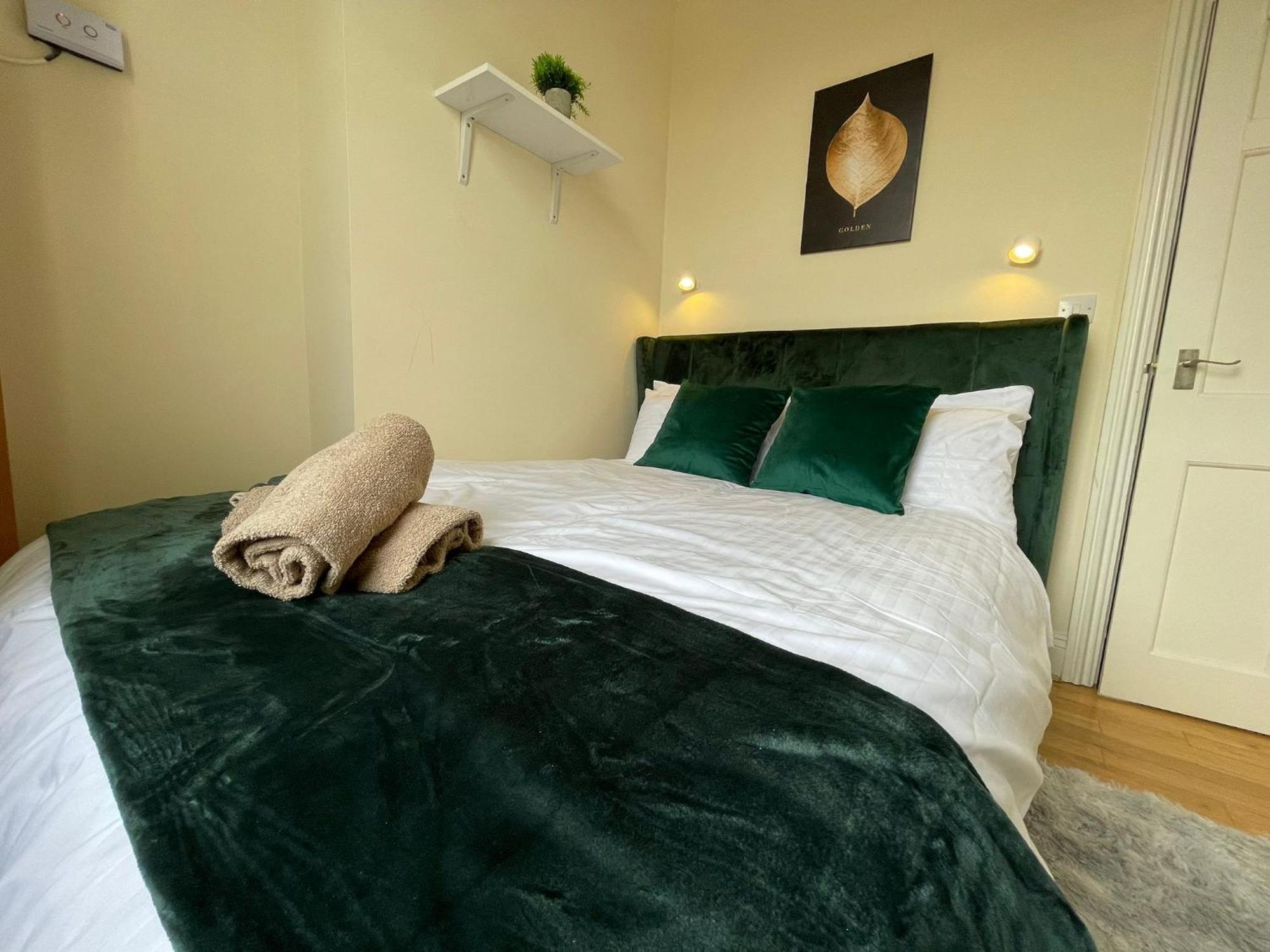 The Islington Hub Apartment Лондон Екстериор снимка
